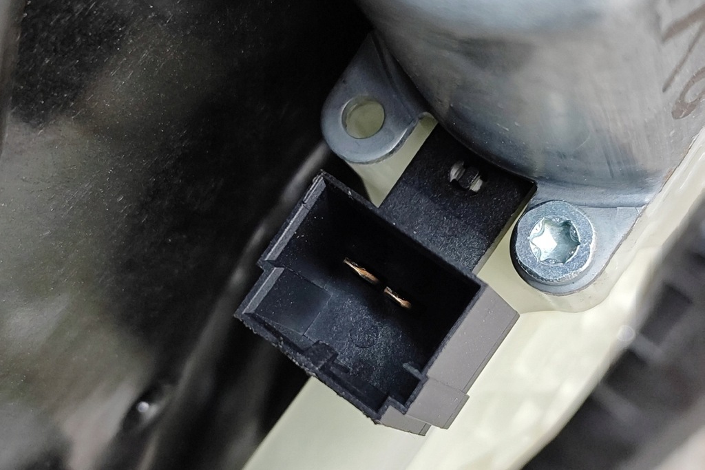 фото №5, Vw id.4 e21 передний левый подъемник стекло дверь 11a837401e электрика 195