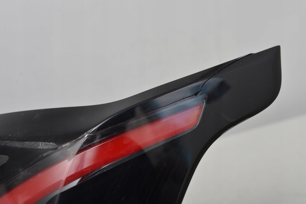 фото №10, Kia sportage 5 v лампа левая задняя led 92401r2000