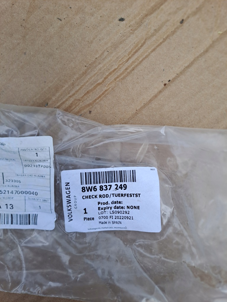 фото №5, Ограничитель дверь левый перед audi a5 8w6 8w6837249