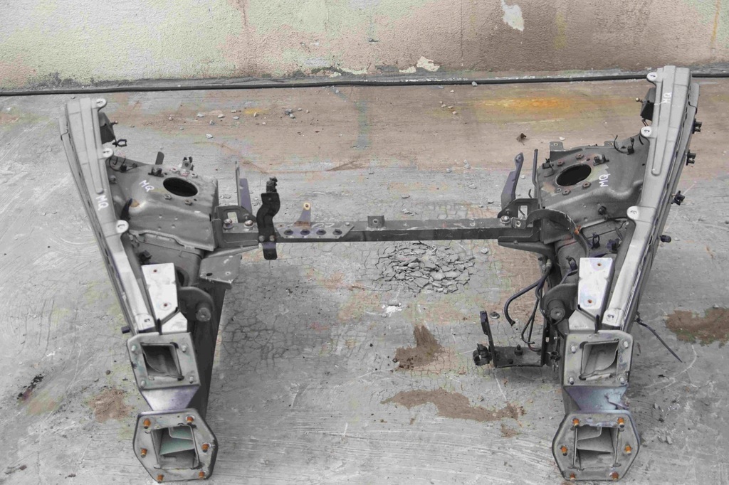 фото №8, Четверть лонжерон l/p maserati quattroporte v 04