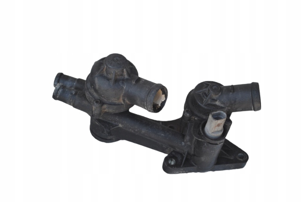 фото №1, Корпус термостата патрубок 1.6 fsi audi a3 8p