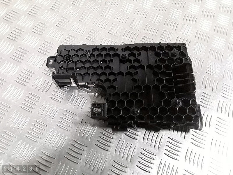 2024 tesla model y ecu 165764812a 149785000d с Разборки