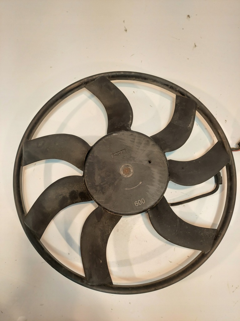 Bmw f11 f10 вентилятор радиатора 3.0d n57 7594610 Недорого