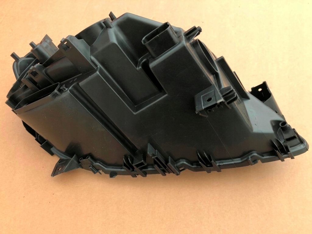 фото №10, Корпус вкладыш фара левый передний do bmw serii 7 f01 f02 przedlift