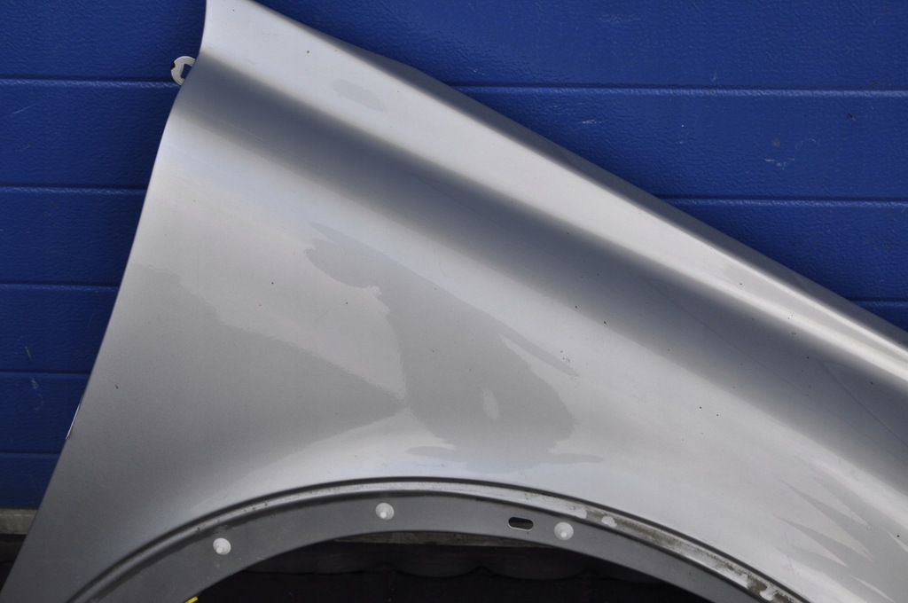 фото №8, Volvo c30 крыло правый перед передний