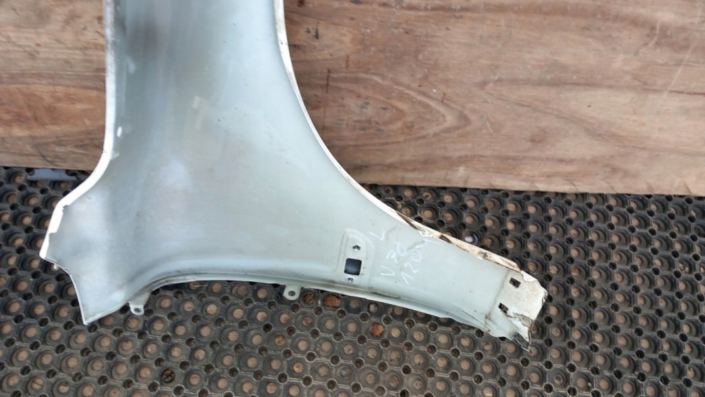 Volvo s80v70 2 рестайлинг  крыло  перед левое  614-46 Киев