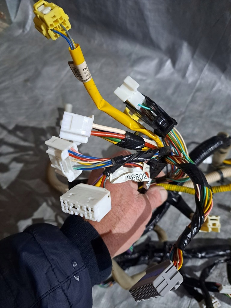 фото №5, Suzuki vitara iii lift жгут консоли 36602-74s20