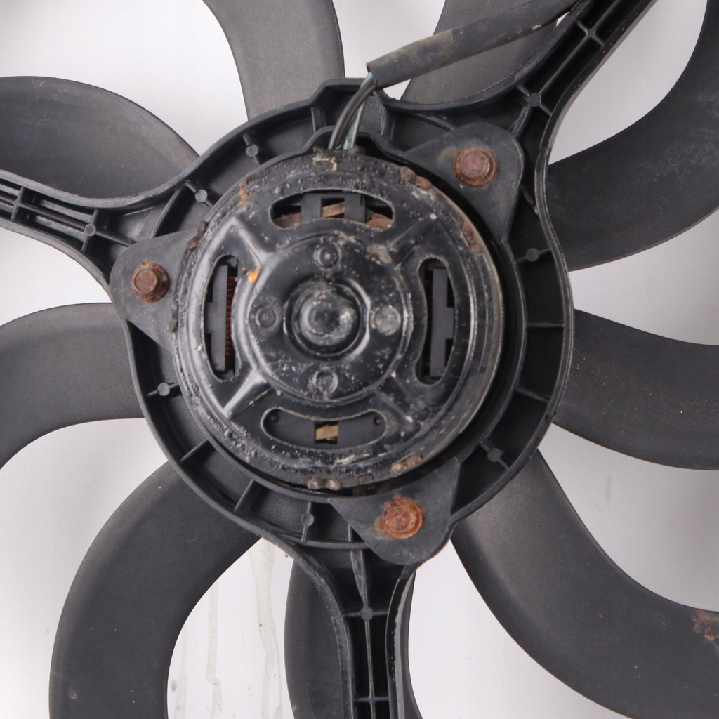 фото №12, Mini cooper r50 r52 r53 бензин вентилятор радіатора корпус 1475577