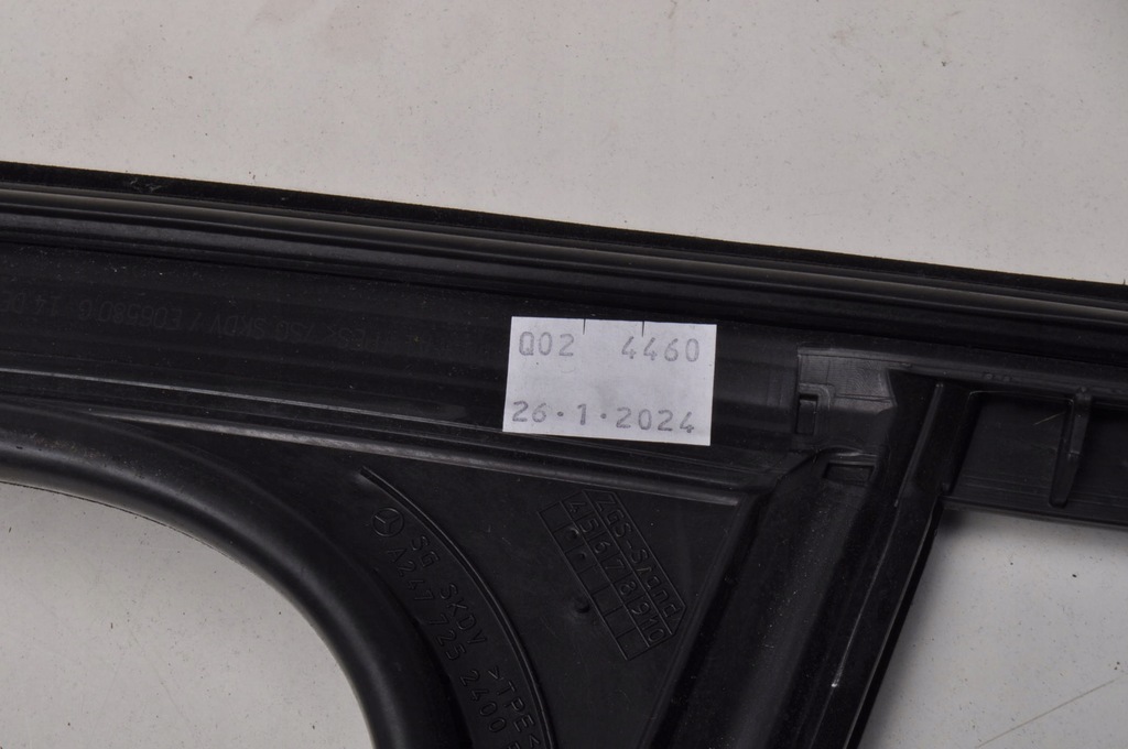 фото №7, Mercedes eqb x243 молдинг скло підвіконна передня права p2 a2477252400