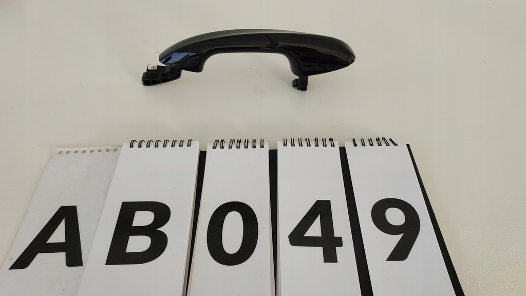 фото №1, Mercedes c-klasa w205 ручка дверь правый перед задняя