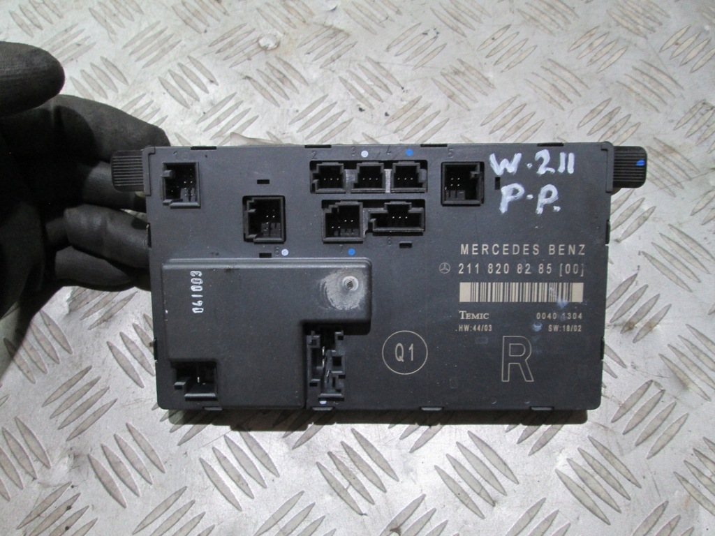 фото №1, Модуль дверь правый перед mercedes w211 2118208285