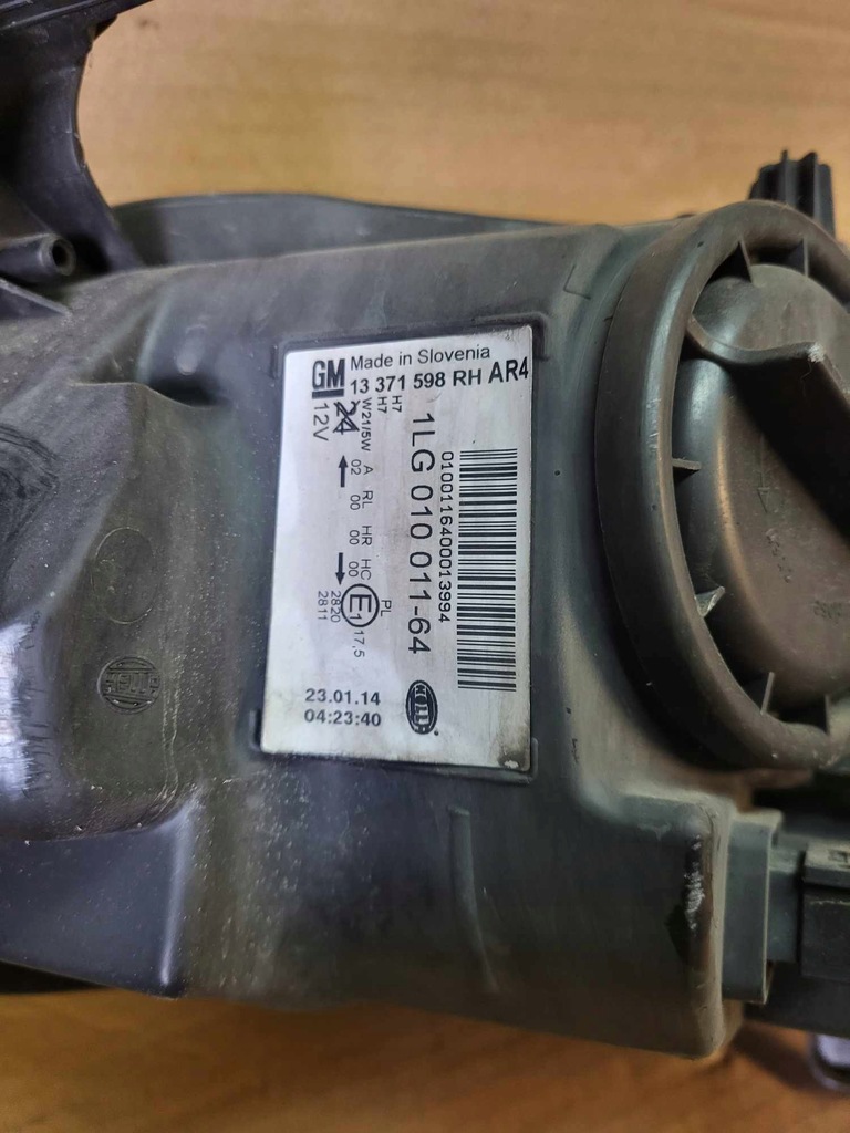 фото №7, Opel astra j лампа права перед тонована uk