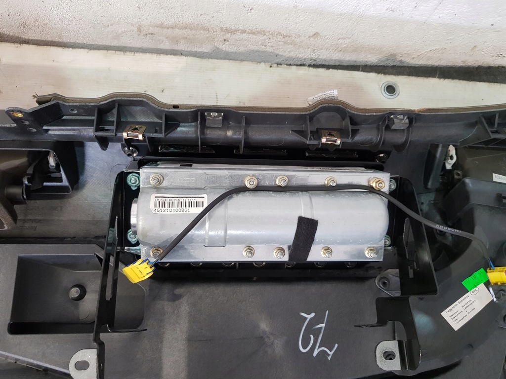 фото №8, Приборная панель приборная приборная панель подушка безопасности ремни audi a4 b6 eu