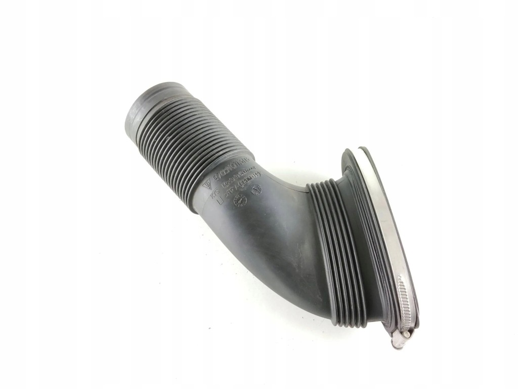 фото №1, Porsche panamera 970 2010 часть трубы впуска воздуха 97011011303