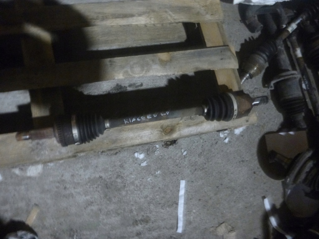 фото №1, Привідний вал ліва kia ceed ii 1.6 16v gdi