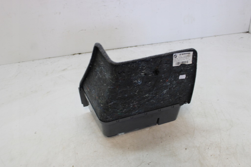 фото №4, Bmw 3 e90 sedan бардачок обшивка обивка багажника правый задняя