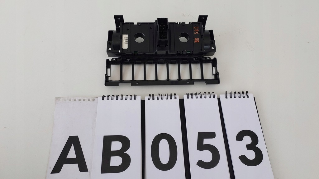 фото №7, Mercedes w124 e-klasa панель отопления новый