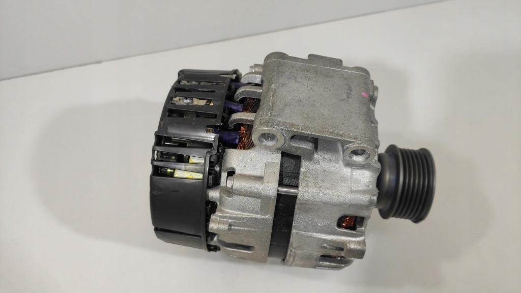 Генератор vw audi seat skoda 06l903018jx Киев