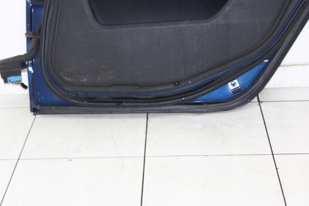 фото №8, Bmw 5 e61 kombi 2003r- двері праве задні правий задня