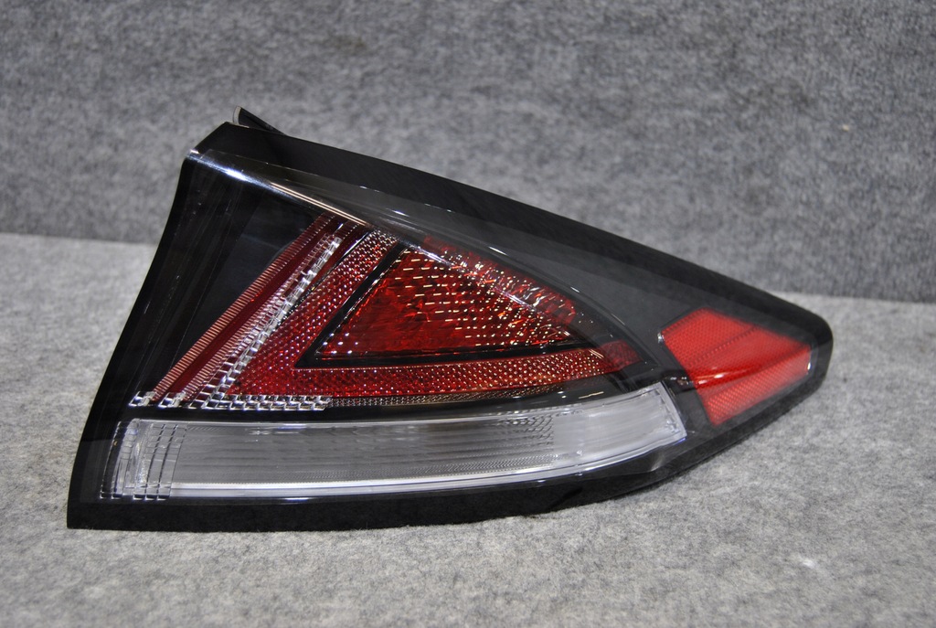 фото №1, Hyundai ioniq lift лампа правий задня led 92402 g22