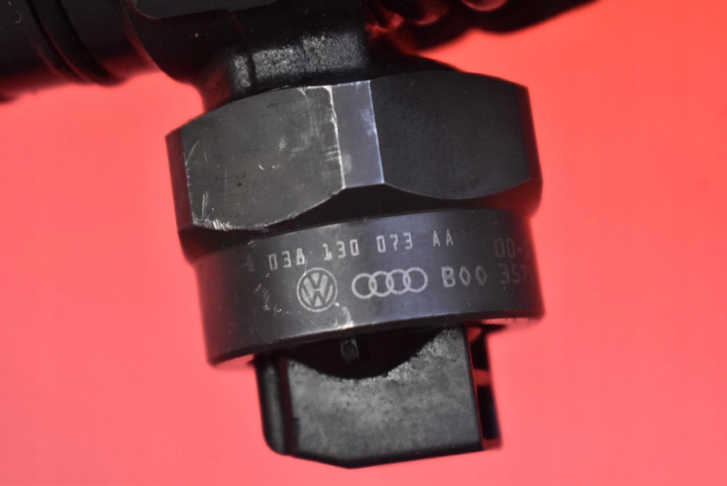 фото №9, Інжектор насос-форсунка 0414720028 038130073aa audi a3 8l 1.9 tdi 100 km 00-03