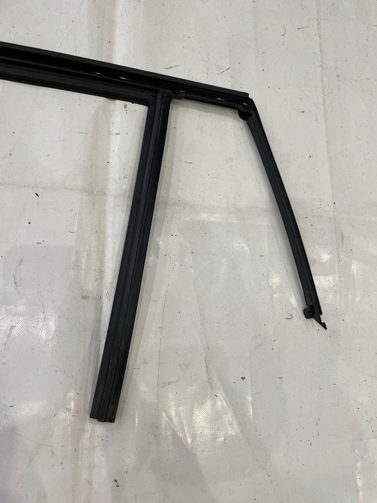 фото №3, Volvo v60 ii 18-23 рамка прокладка дверь левый задняя
