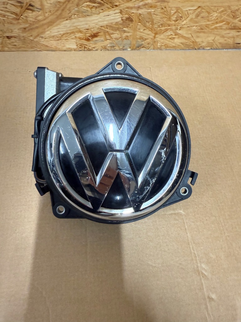 фото №1, Vw passat b8 камера заднего вида эмблема 3g0827469h оригинал