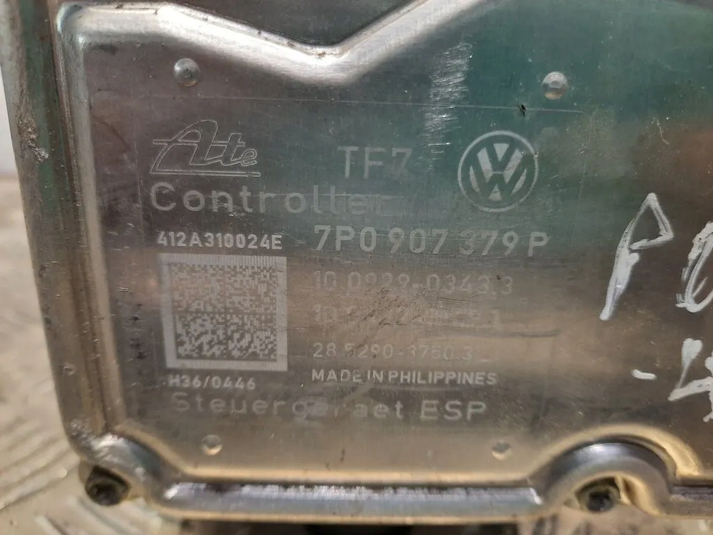 фото №1, Porsche cayenne 92a 2011 насос abs