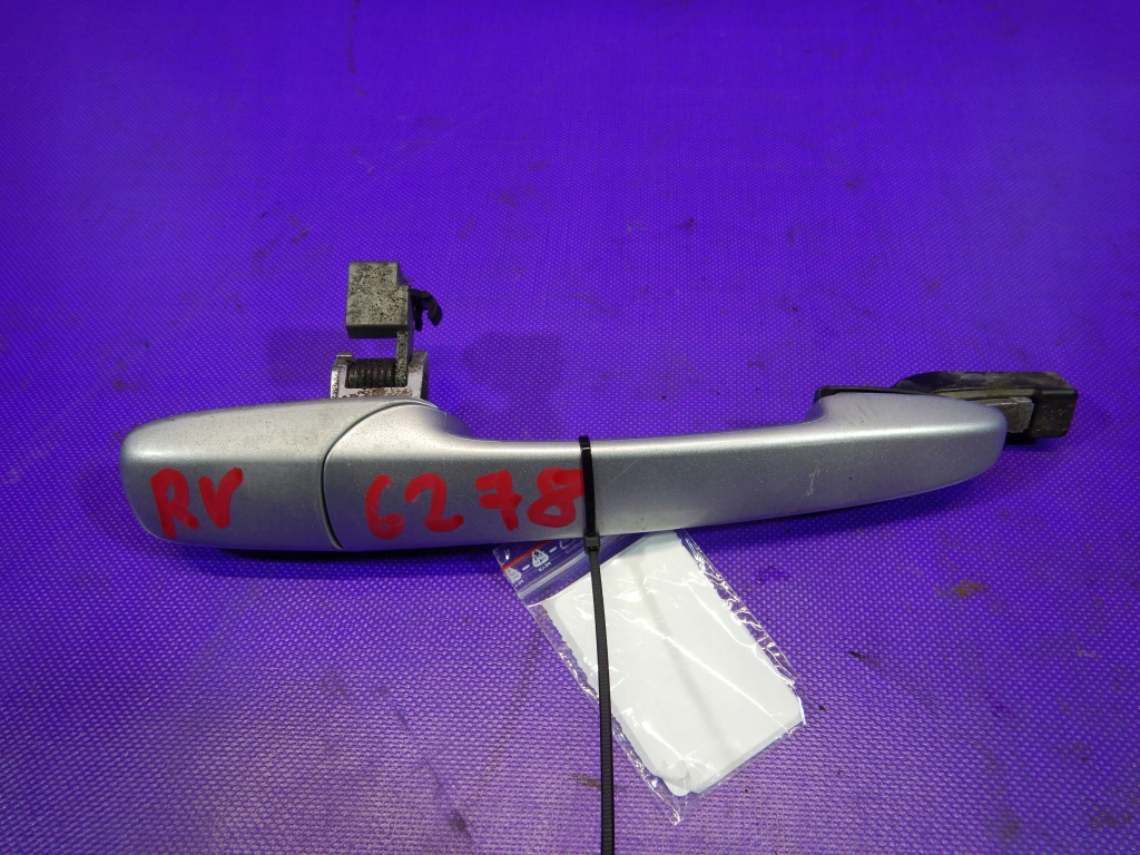 фото №1, Mazda 3 i bk 03-06 ручка перед права