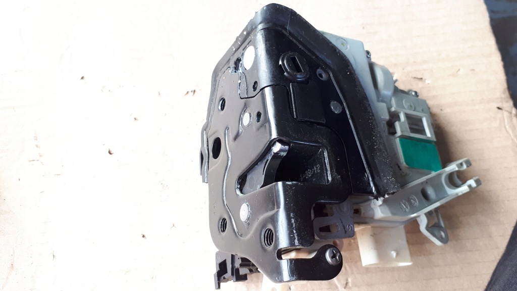 фото №8, S4 b8 lift a4 замок двері лівий задня 5 pin a5 q5