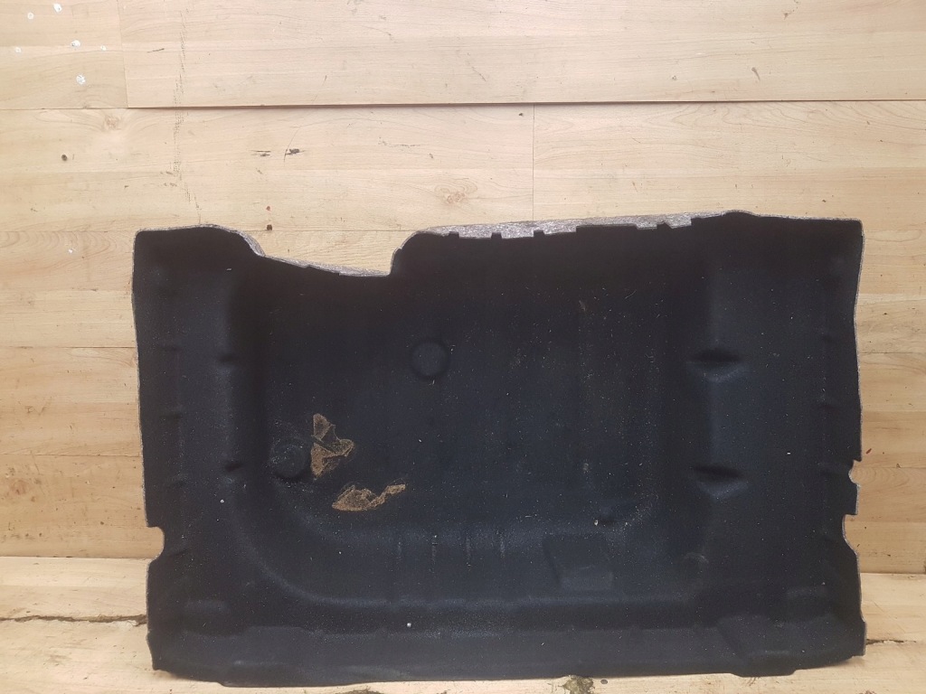 фото №1, Обшивка багажника mercedes w213 sedan