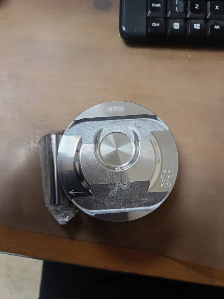 фото №1, Opel поршень 2.0 turbo 250km a20nht