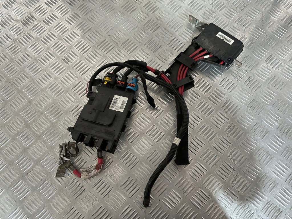 фото №1, Renault megane iii модуль аккумулятор 243800011r