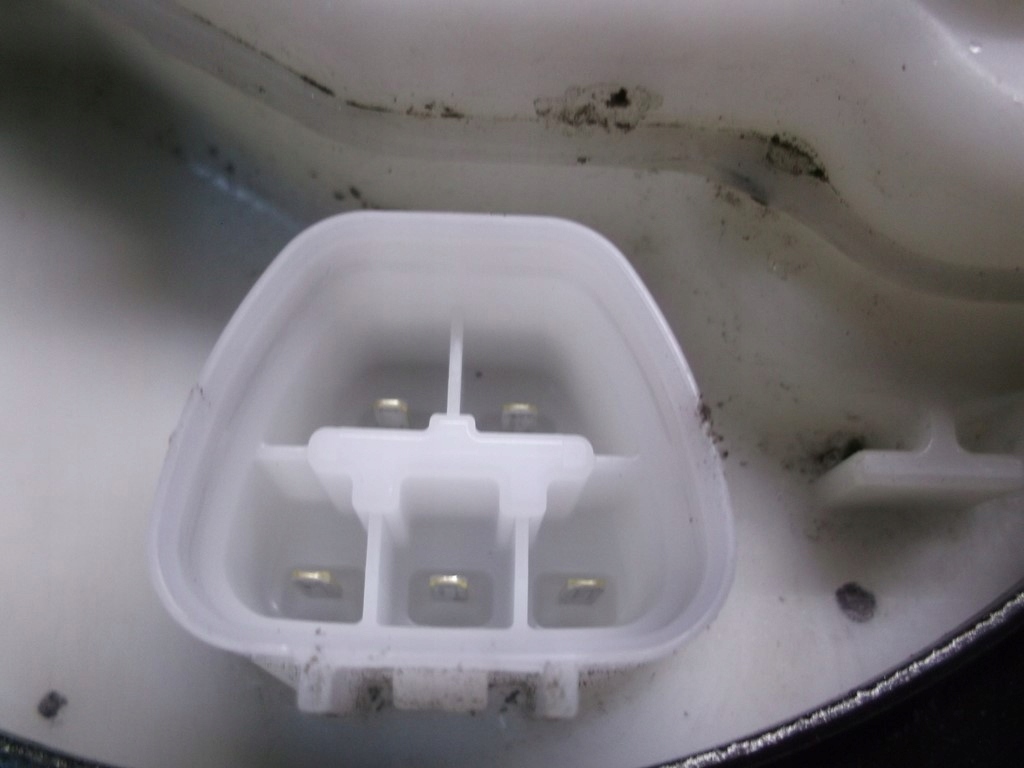 фото №7, Toyota prius iv 1,8 насос пального