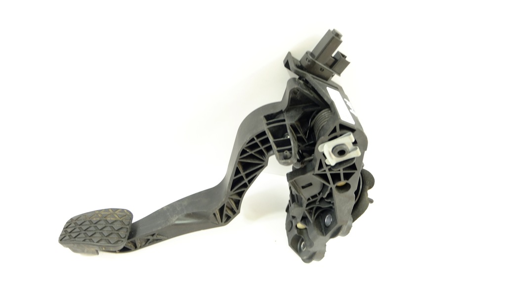 фото №1, Ford ka plus педаль сцепления помпа e3b1-7b633-ae