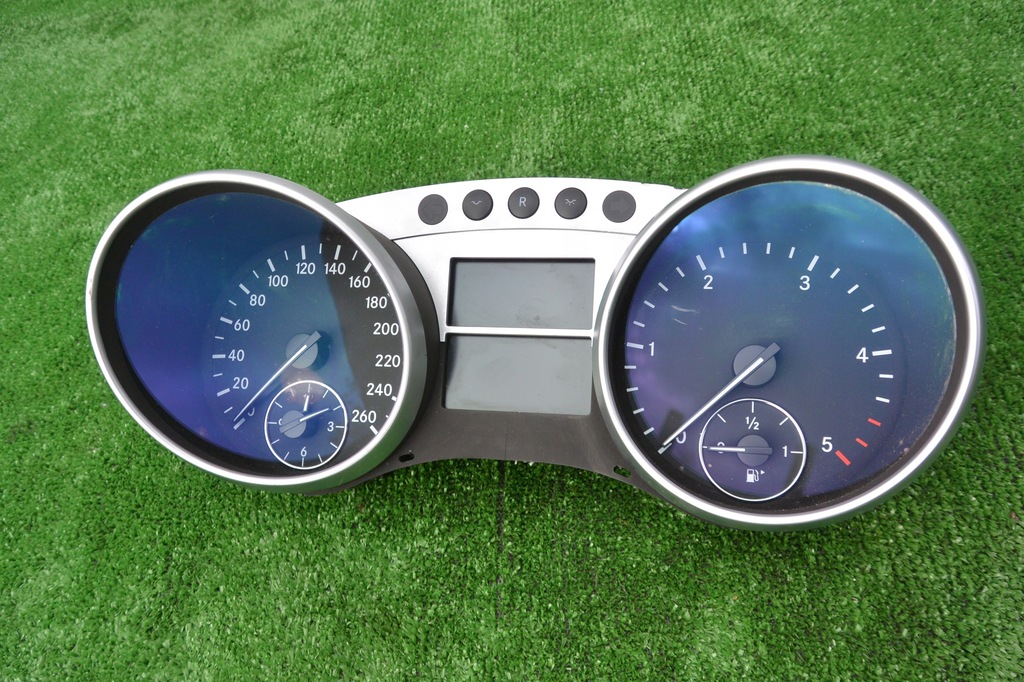 фото №1, Лічильник прилади дизель mercedes gl x164 ml w164 eu