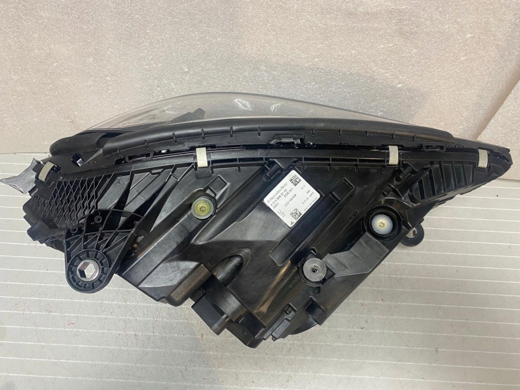 Купить Фара левая передняя mercedes e klasa w214 digital led a2149066102
