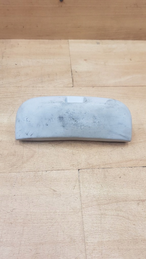 Купити Бардачок на накладки на фари mercedes w245