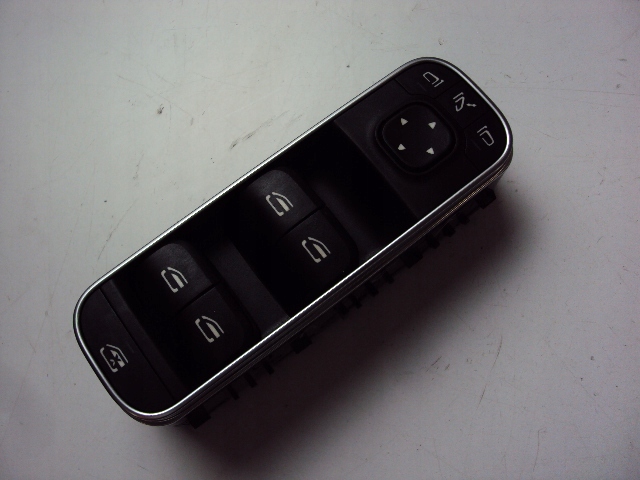 фото №1, Панель вікон лівий перед mercedes glb