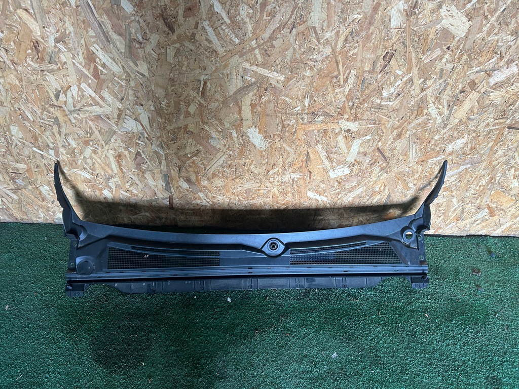 фото №1, Жабо renault arkana 668115282r