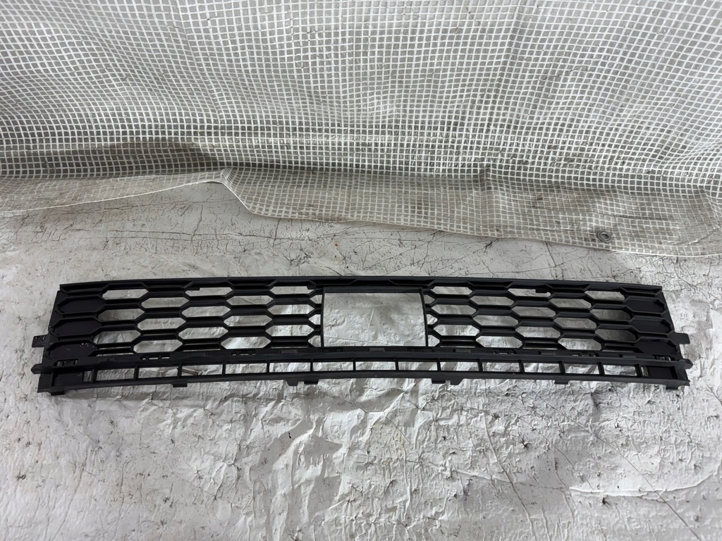 фото №1, Skoda rapid lift решітка середня бампера