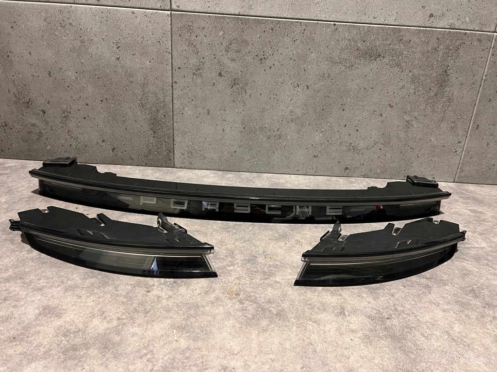 фото №5, Porsche taycan 4 cross turismo kompletny задня кришка багажника бампер лампи підкрилок