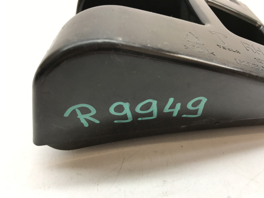 Tesla model y 2023 напрямна кронштейн бампера задня задній правий 1494039-00-e Зі Шроту