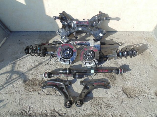 фото №1, Подрамник поворотный кулак трансмиссия рычаг tucson ii