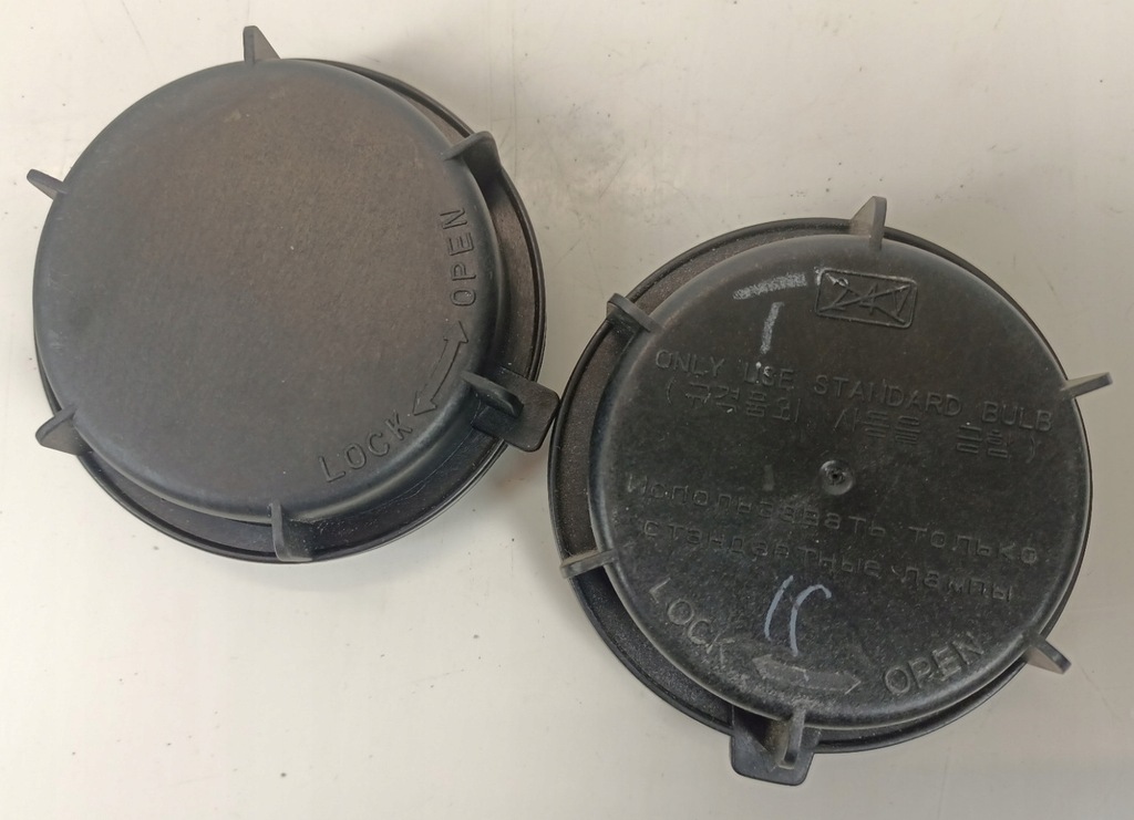 фото №1, Заглушки фары chrysler 300 2011+