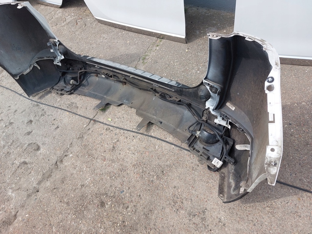 фото №10, Бампер задняя задний peugeot 2008 i 13- kompletny