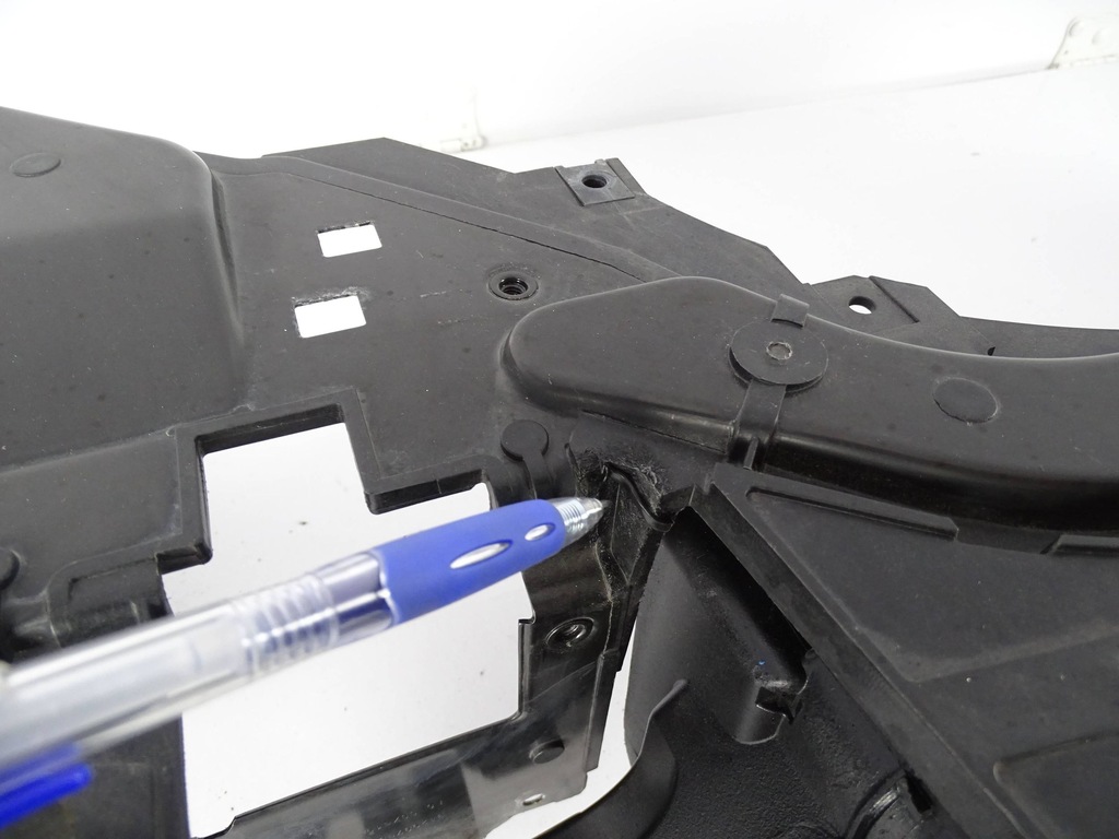 фото №8, Pas передний volvo v40 ii 12-19