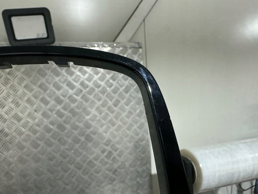 фото №15, Ford fiesta mk8 рамка dekor роз'єм прикурювача