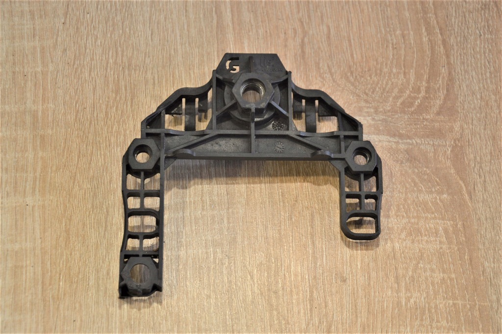 фото №1, Кронштейн кронштейн балка перед peugeot 508 i