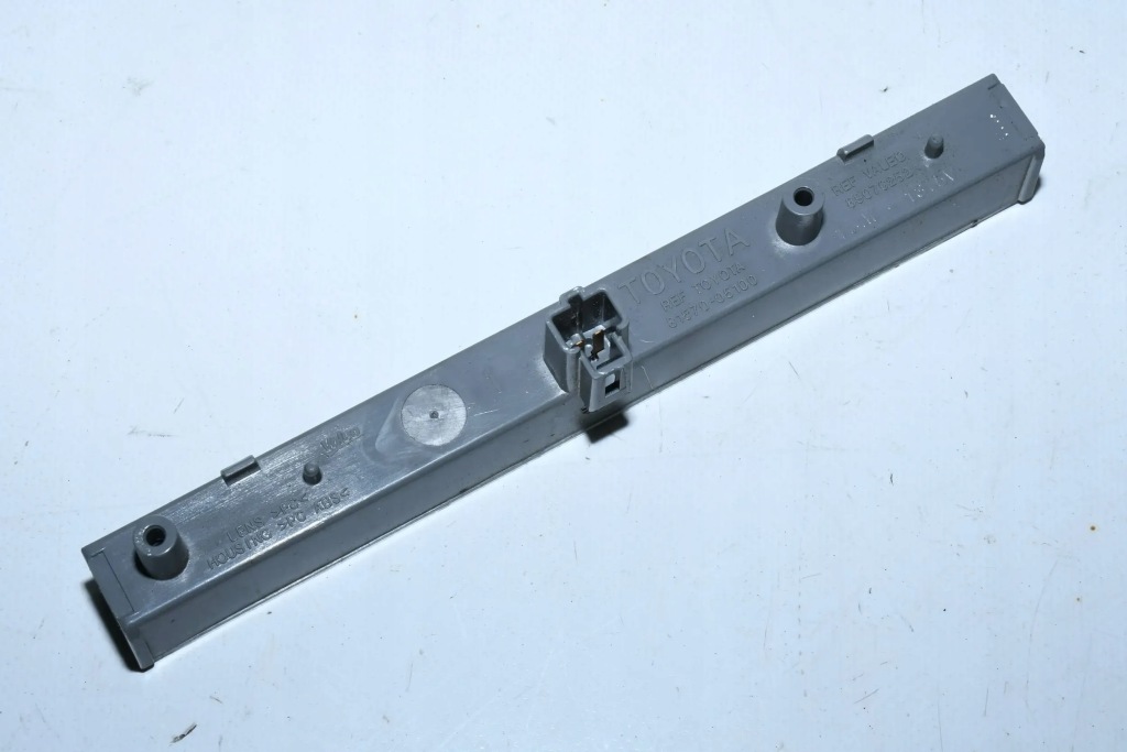 фото №2, Свет стоп 81570-05100 toyota verso